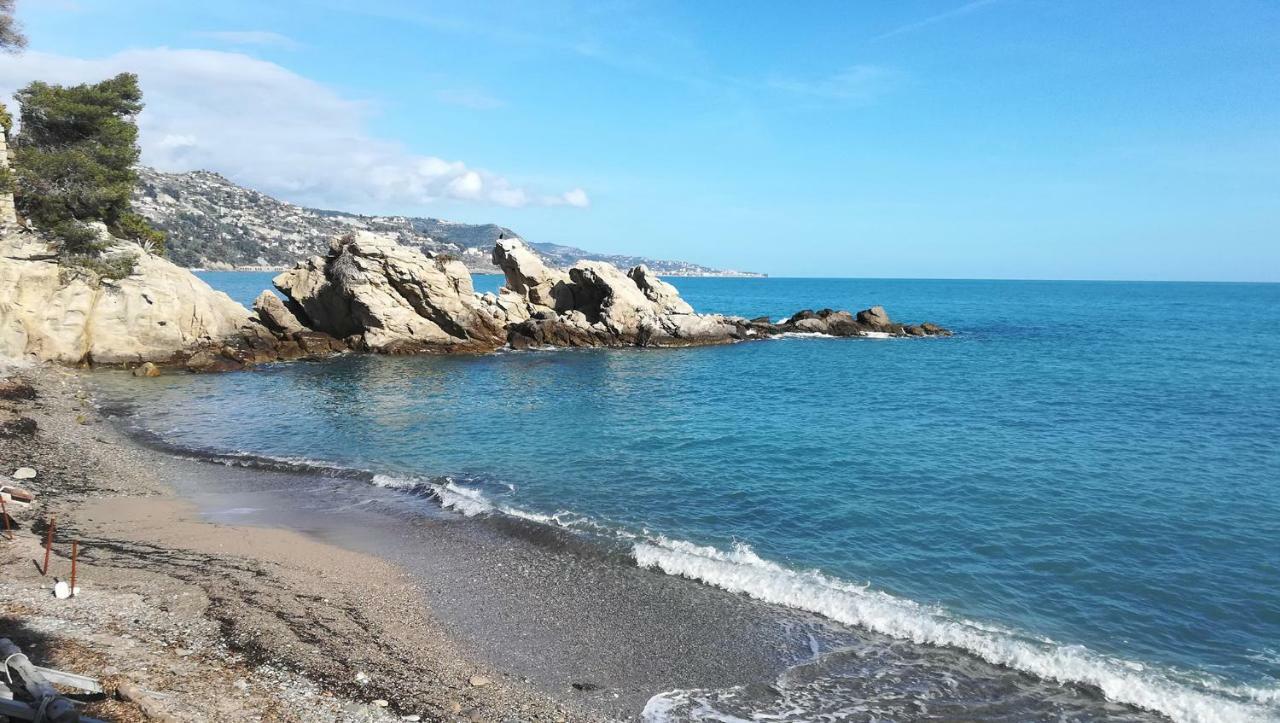 La Casetta Mortola Inferiore Luaran gambar